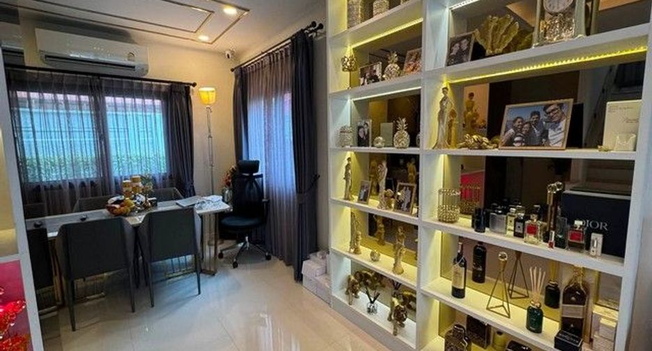Haus zum Kauf mit 3 Zimmer in Bang Phli, Samut Prakan