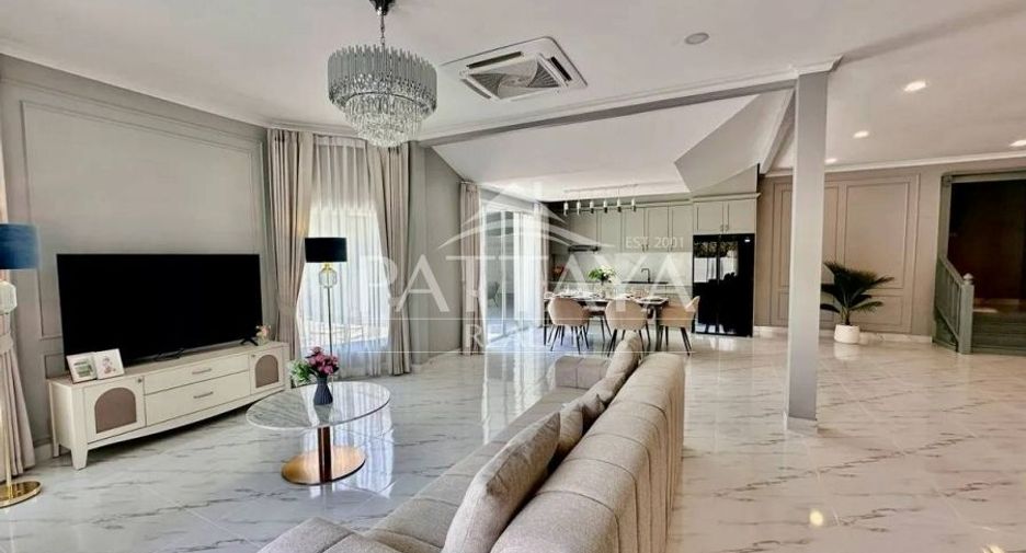 出售 4 卧室 独立屋 在 Bang Lamung, Chon Buri