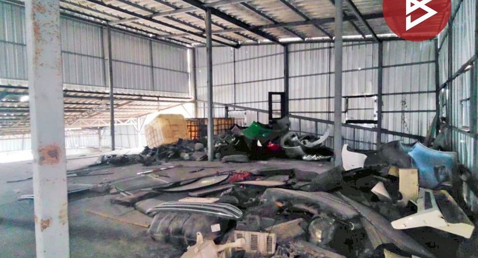 For sale warehouse in Mueang Samut Prakan, Samut Prakan