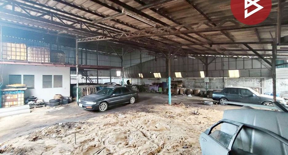 For sale warehouse in Mueang Samut Prakan, Samut Prakan
