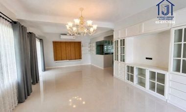 For sale 3 ベッドルーム house in Bang Kruai, Nonthaburi