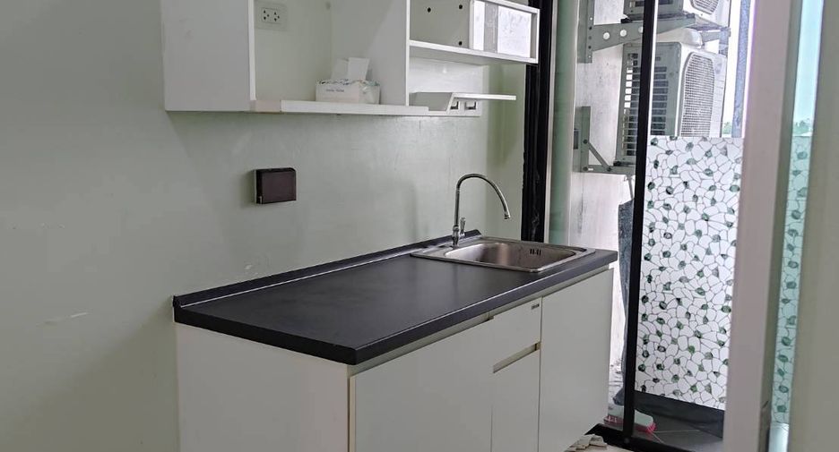 À vendre 1 chambre condo à Lat Phrao, Bangkok