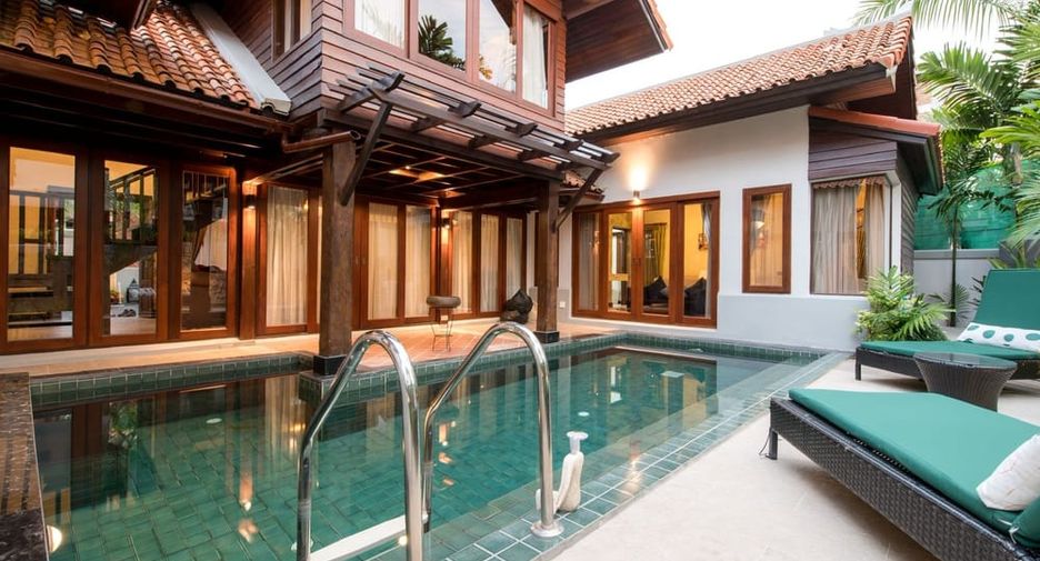 Villa en alquiler de 3 habitaciones en Bang Lamung, Chonburi