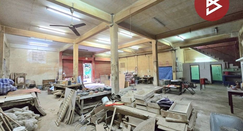 For sale 4 bedrooms retail Space in Chom Thong, Bangkok