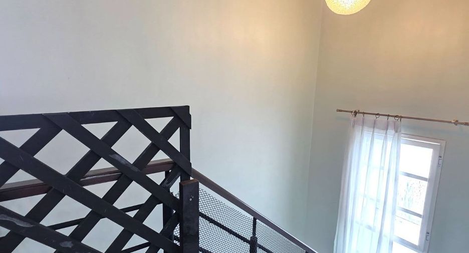 Продажа 3 спальни дом в Банг Ламунг, Чонбури