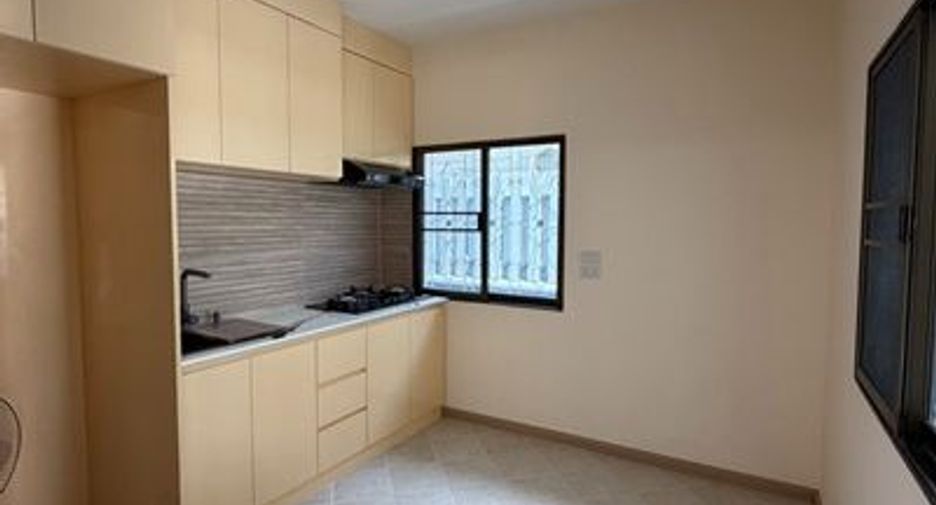 For rent 3 bedrooms villa in Bang Lamung, Chonburi