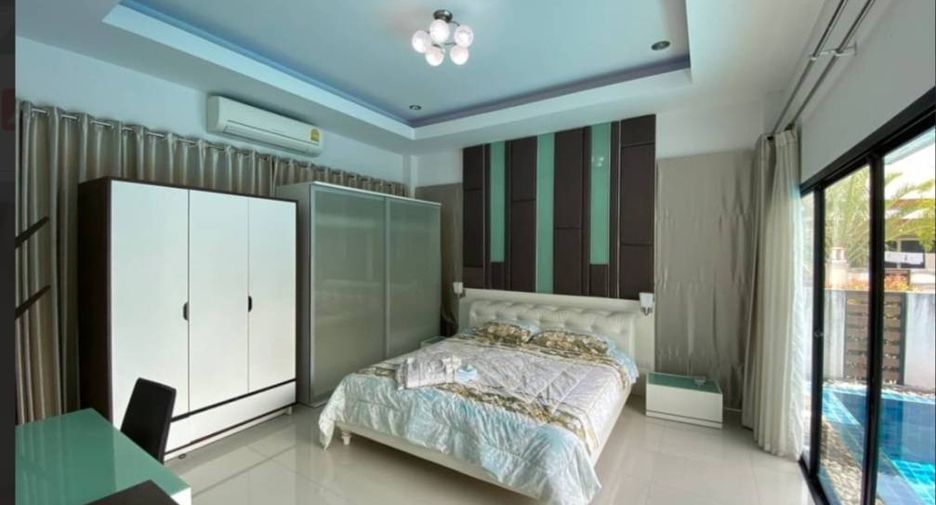 For rent 4 bedrooms villa in Huay Yai, Pattaya