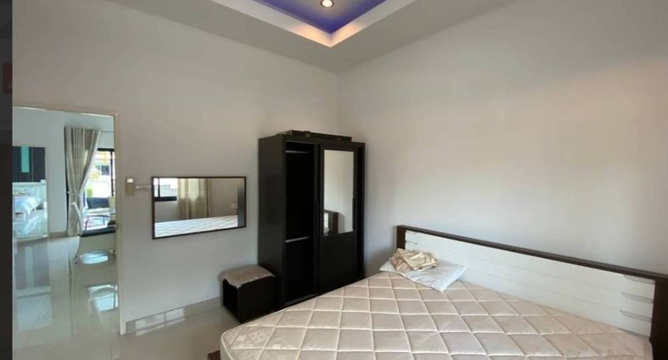 For rent 4 bedrooms villa in Huay Yai, Pattaya