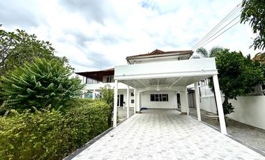 À louer et à vendre 4 chambres villa à Bang Lamung, Chonburi