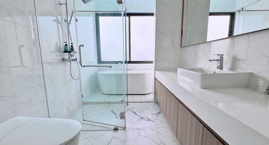 For rent 6 ベッドルーム villa in Bang Lamung, Chonburi