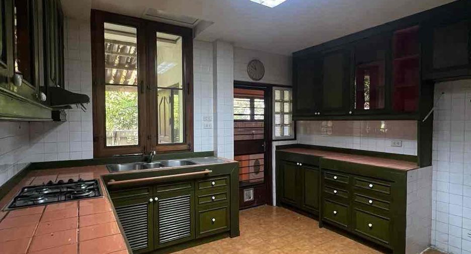 À vendre 6 chambres maison à Khan Na Yao, Bangkok