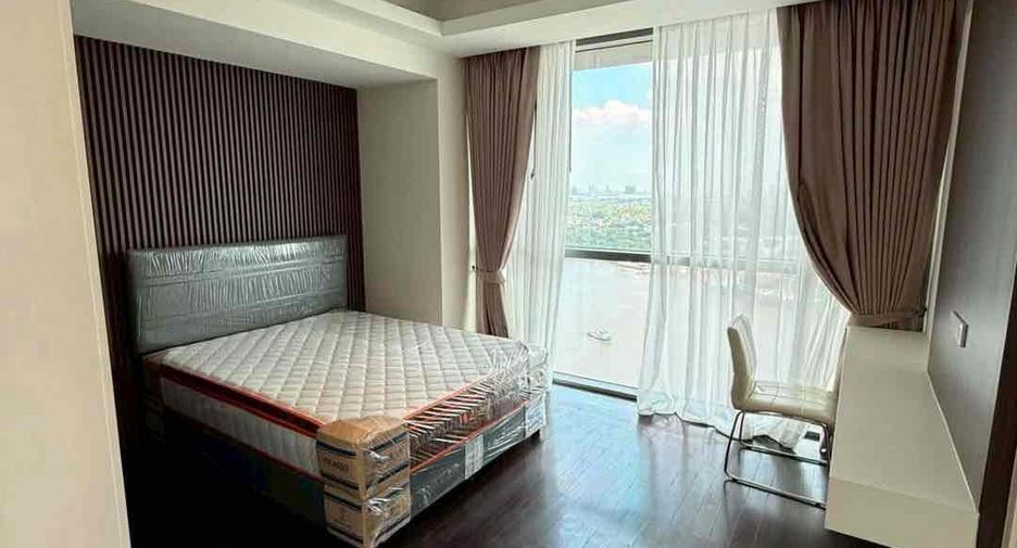 For sale 3 bedrooms condo in Yan Nawa, Bangkok