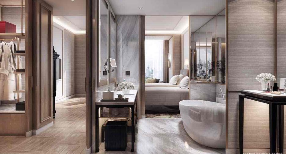 For sale 3 bedrooms condo in Sathon, Bangkok