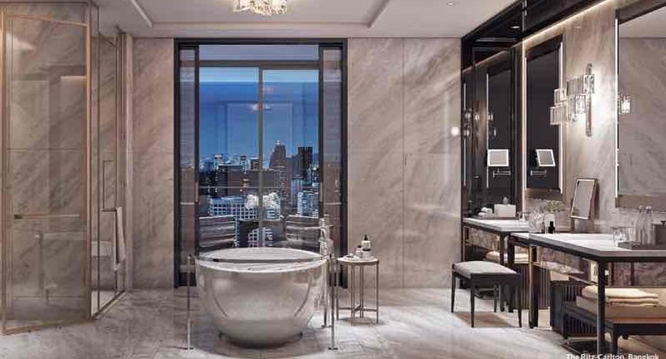 For sale 3 bedrooms condo in Sathon, Bangkok
