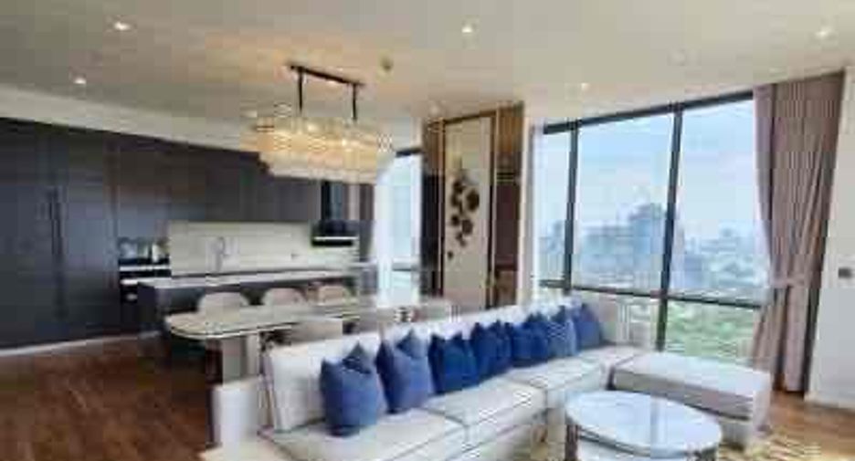 For sale 3 ベッドルーム condo in Pathum Wan, Bangkok