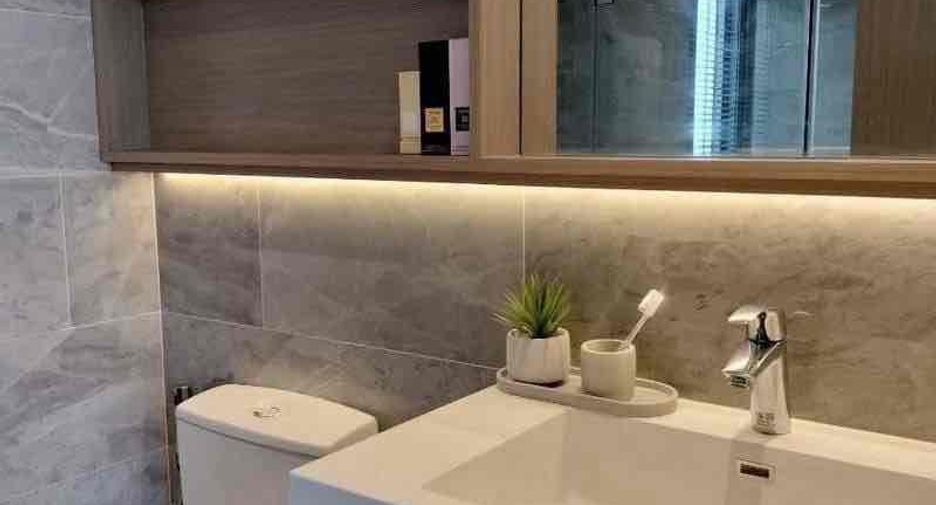 For sale 154 bedrooms serviced apartment in Khlong Toei, Bangkok