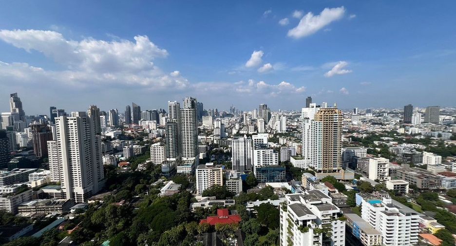 À louer et à vendre 2 chambres condo à Watthana, Bangkok