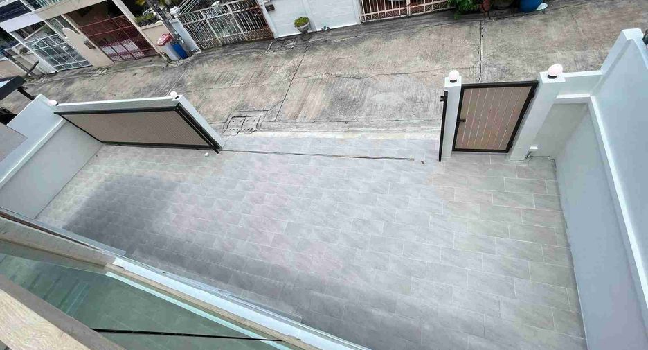 À vendre 3 chambres maison à Wang Thonglang, Bangkok