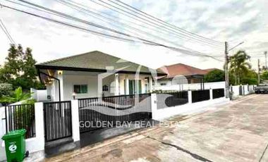 Haus zur Miete mit 4 Zimmer in Bang Lamung, Chonburi