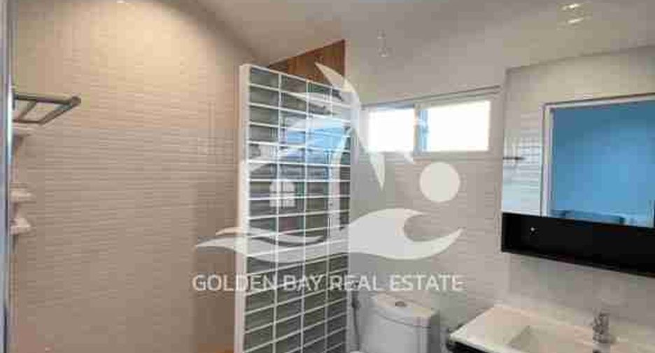 Haus zur Miete mit 4 Zimmer in Bang Lamung, Chonburi