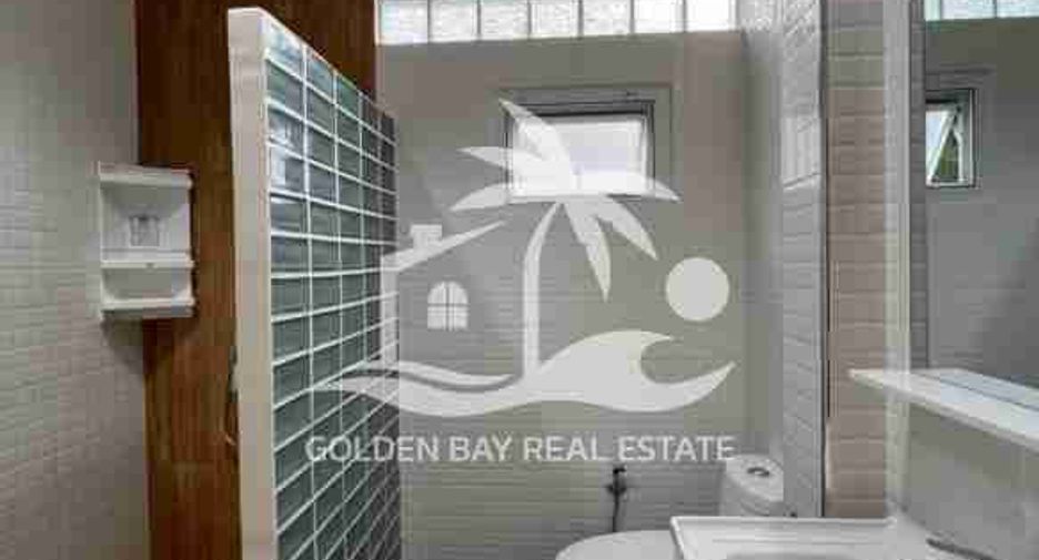 Haus zur Miete mit 4 Zimmer in Bang Lamung, Chonburi