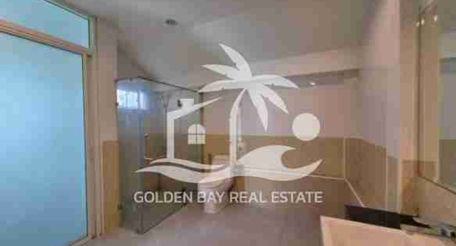 For rent 4 bedrooms house in Huay Yai, Pattaya