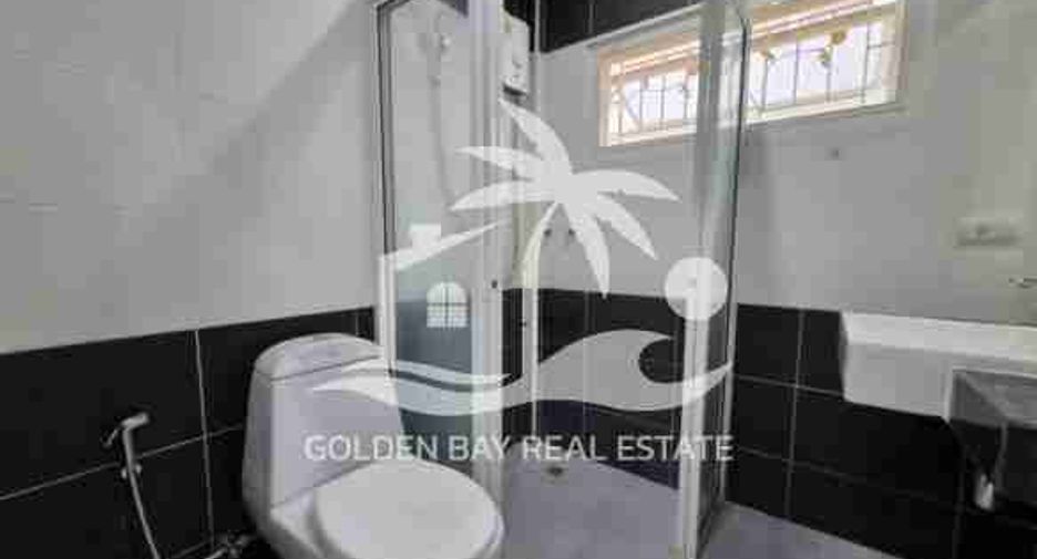 For rent 4 bedrooms house in Huay Yai, Pattaya