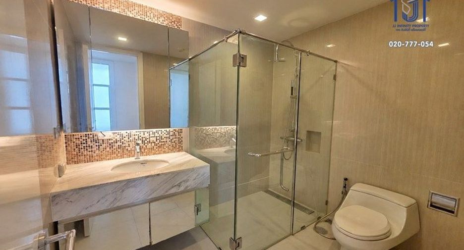 For sale 1 Beds condo in Watthana, Bangkok