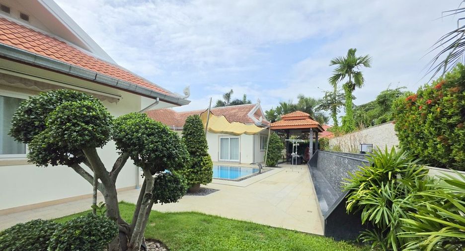 For sale 4 bedrooms house in Bang Lamung, Chonburi