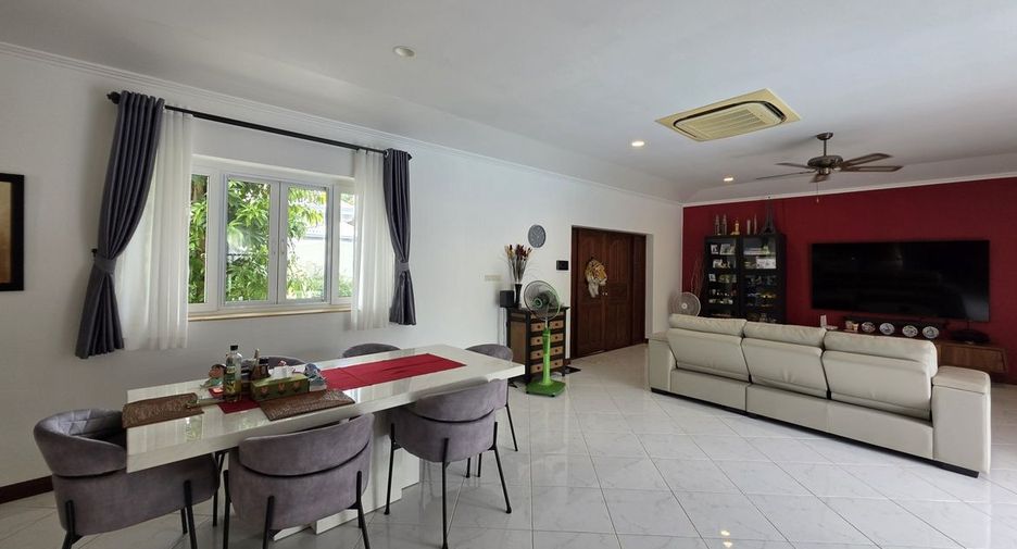 For sale 4 bedrooms house in Bang Lamung, Chonburi