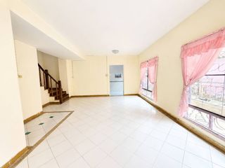 For sale 3 bedrooms townhouse in Khlong Luang, Pathum Thani