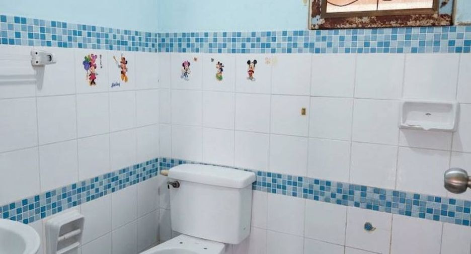 For sale 3 bedrooms townhouse in Khlong Luang, Pathum Thani
