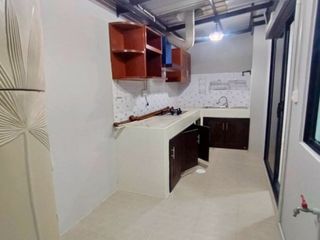 Casa adosada en venta de 4 habitaciones en Krathum Baen, Samut Sakhon