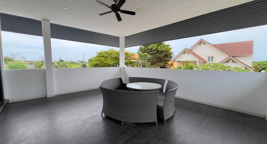 For sale 5 bedrooms villa in Bang Lamung, Chonburi