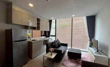 For sale 1 bed condo in Khlong Toei, Bangkok