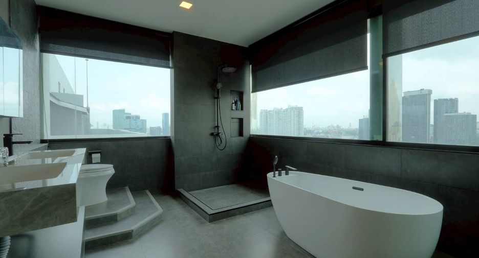 À vendre 2 chambres condo à Chatuchak, Bangkok