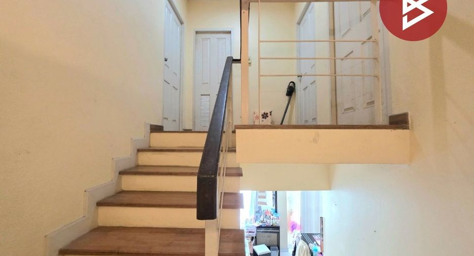 For sale 3 bedrooms townhouse in Si Racha, Chonburi