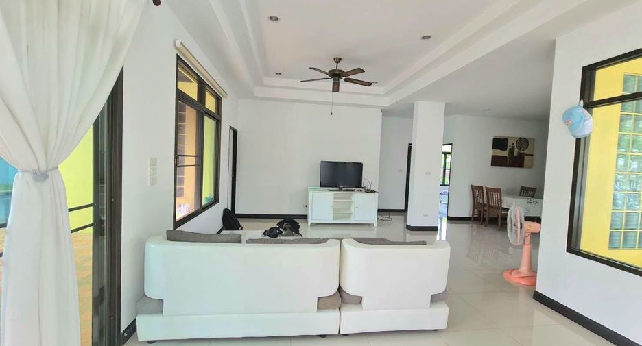 For sale 3 bedrooms house in Bang Saray, Pattaya