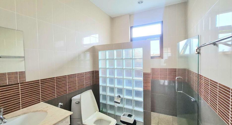 For sale 3 bedrooms house in Bang Saray, Pattaya