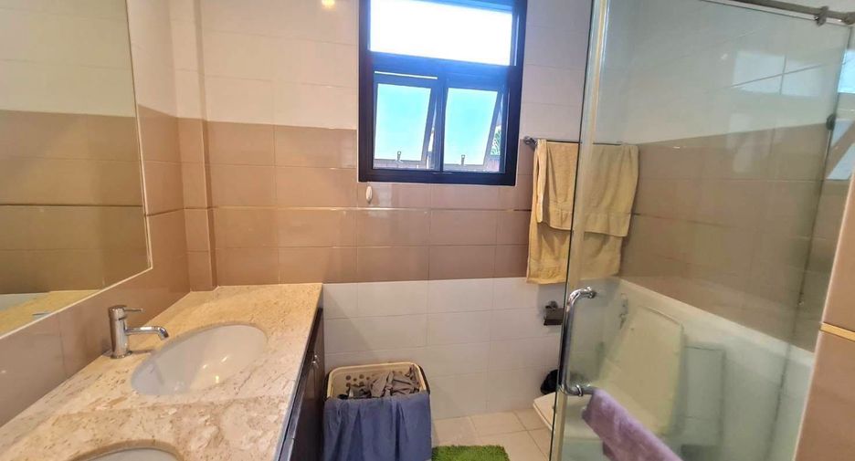For sale 3 bedrooms house in Bang Saray, Pattaya