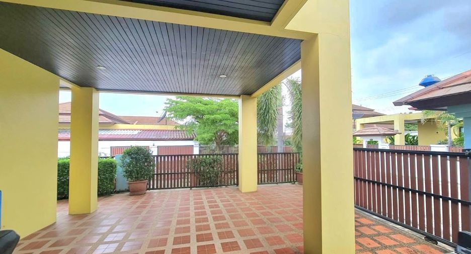 For sale 3 bedrooms house in Bang Saray, Pattaya