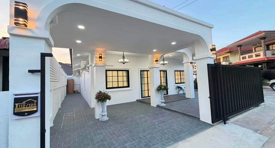 For sale 3 bedrooms villa in Bang Lamung, Chonburi