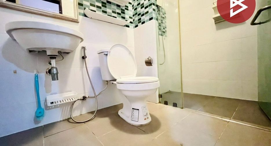 For sale 3 bedrooms townhouse in Mueang Rayong, Rayong