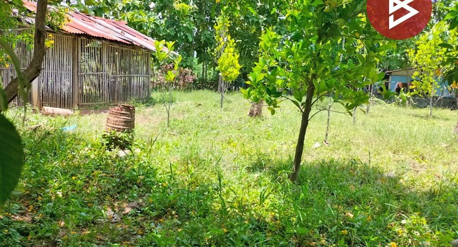 À vendre terrain à Nakhon Chai Si, Nakhon Pathom