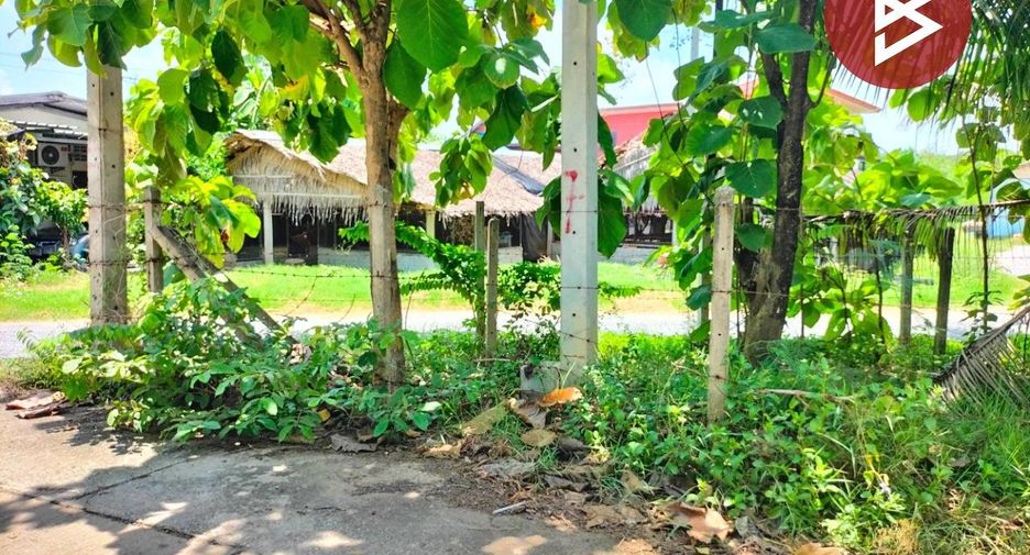 À vendre terrain à Nakhon Chai Si, Nakhon Pathom