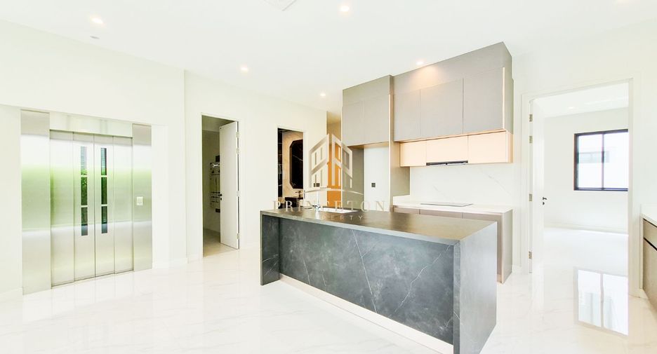 For sale 5 ベッドルーム house in Bang Phli, Samut Prakan