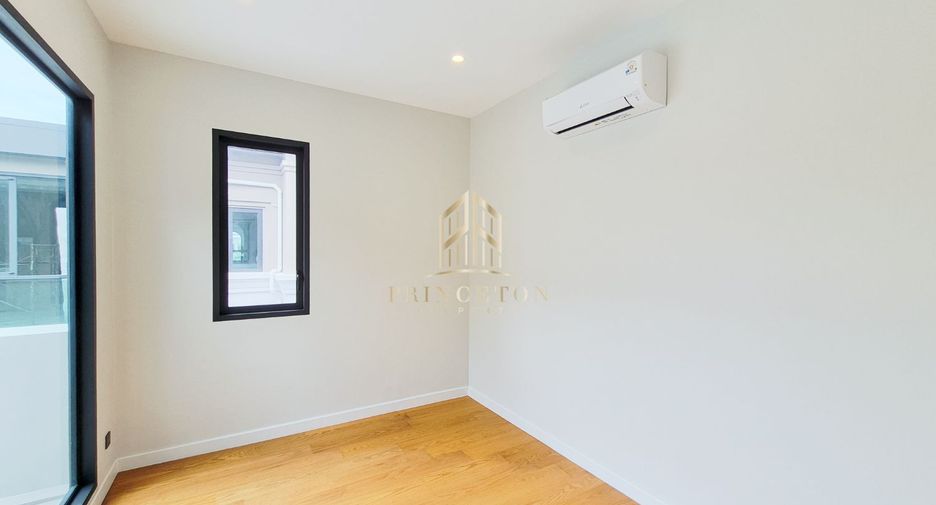 For sale 5 ベッドルーム house in Bang Phli, Samut Prakan