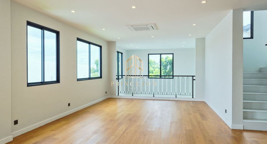For sale 5 ベッドルーム house in Bang Phli, Samut Prakan