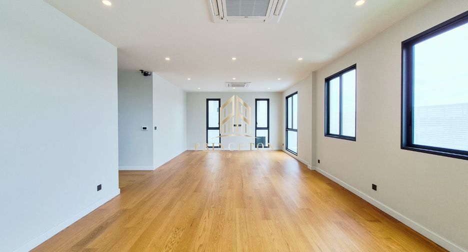 For sale 5 ベッドルーム house in Bang Phli, Samut Prakan