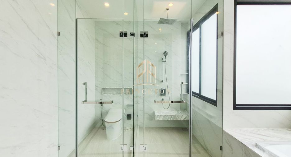 For sale 5 ベッドルーム house in Bang Phli, Samut Prakan